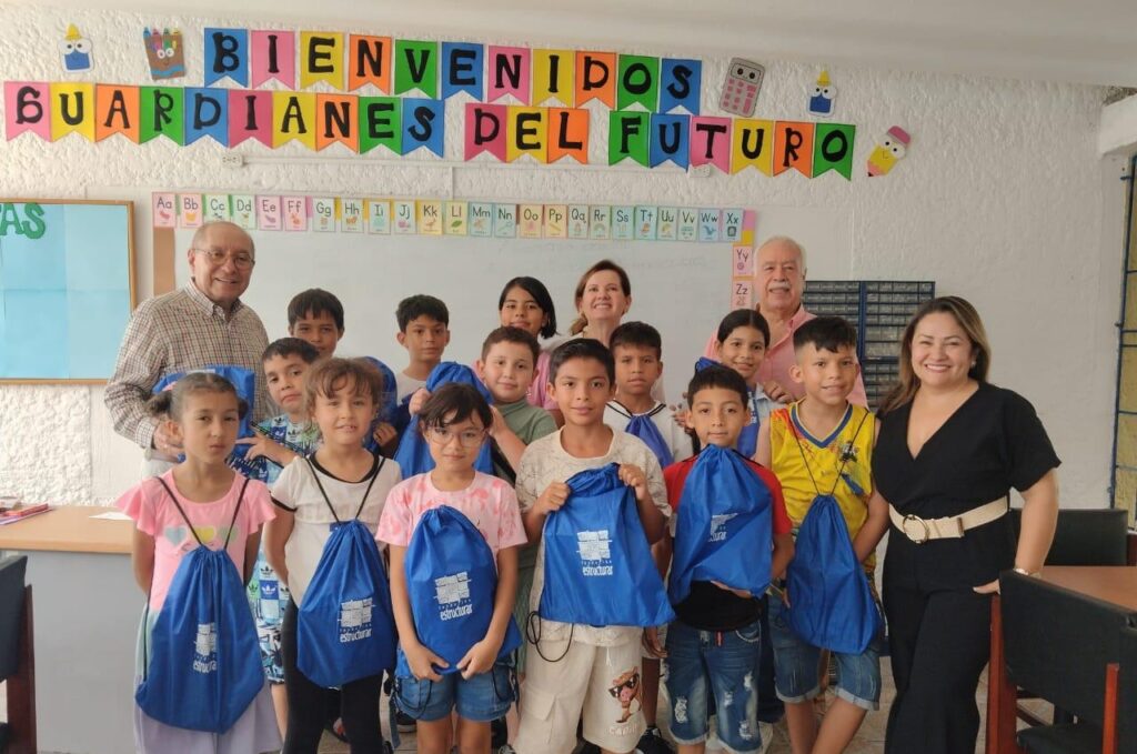 Niños beneficiarios de la fundación guardianes del futuro, bucaramanga, santander, colombia