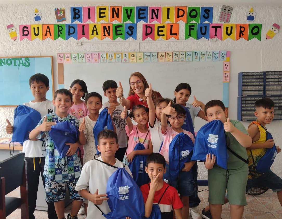 Niños beneficiarios de la fundación guardianes del futuro, bucaramanga, santander, colombia